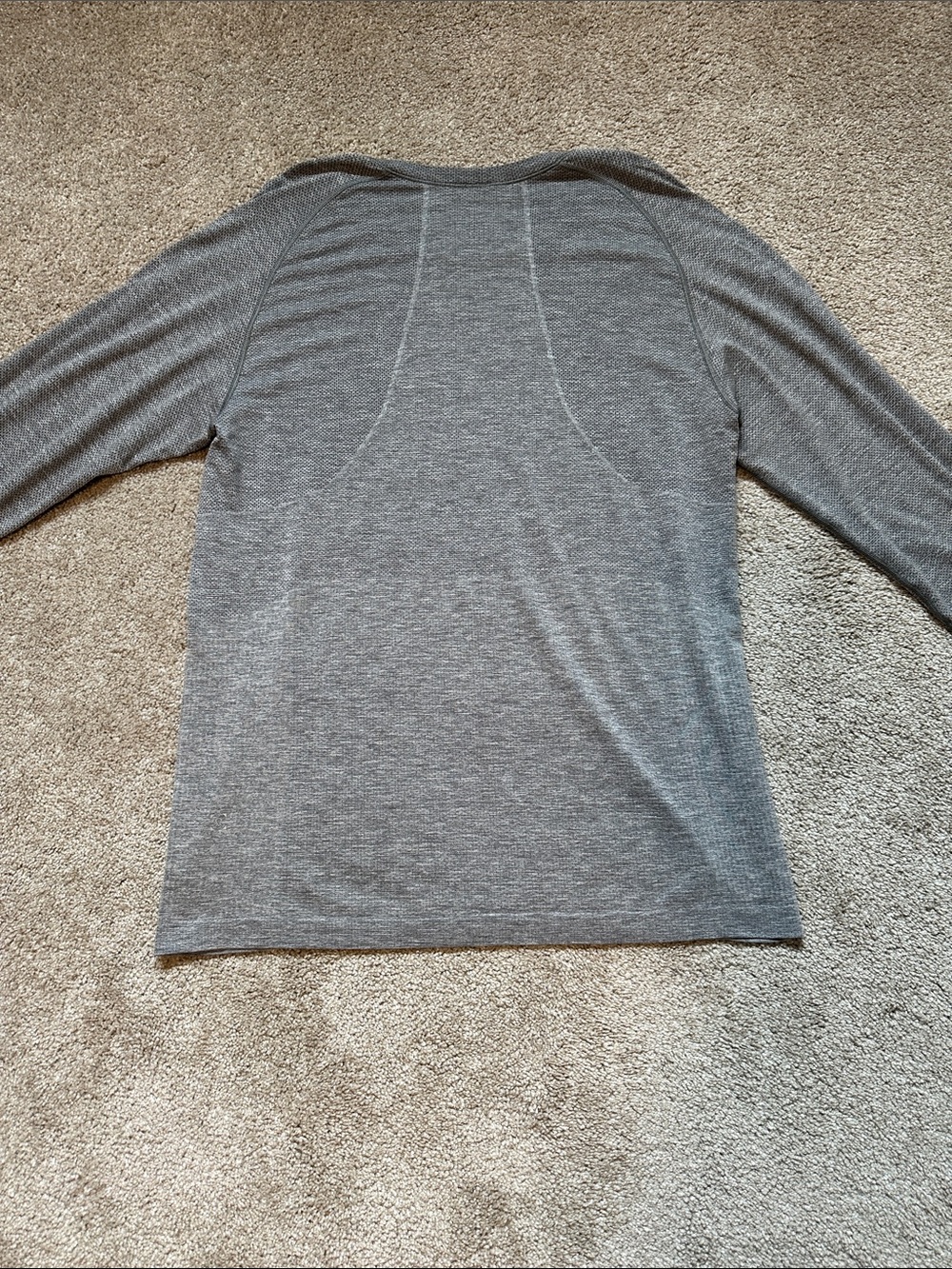 Lululemon Metal VentTech View 4